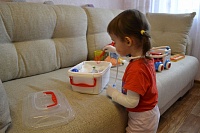 Ребенок-”бабочка”: как двухлетняя Даша живет с редким заболеванием