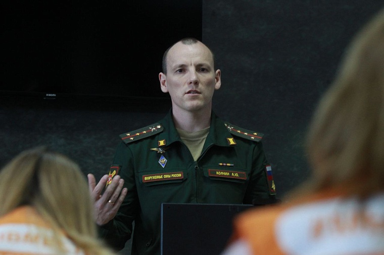 Волонтеры будут консультировать тюменцев по вопросам приема на службу по контракту