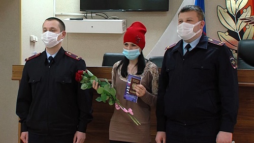 Гражданство России получила жительница ДНР, эвакуированная в Югру