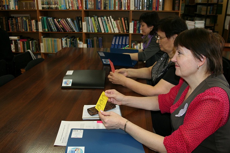 Тюменские родители прожили один день в роли учеников и воспитанников детских садов
