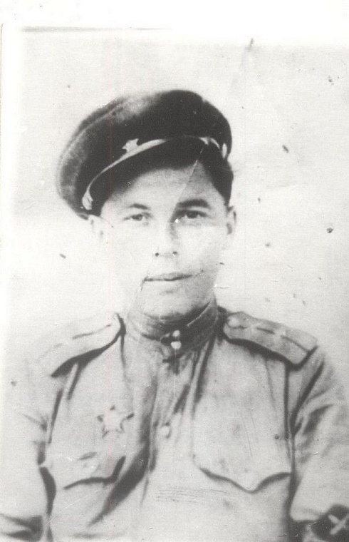 Ордена на груди Тобольска. Учитель Занкиев