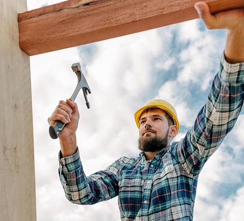 Строй сам? Кому можно доверить строительство своего дома