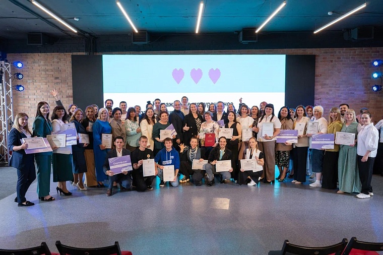 В Тюмени наградили деятелей молодежной политики региона