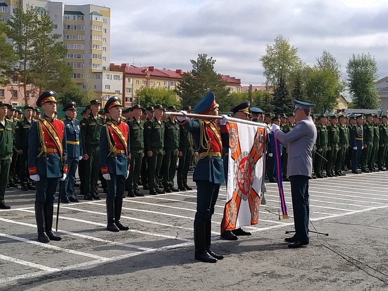 За отличную подготовку кадров ТВВИКУ наградили орденом Кутузова