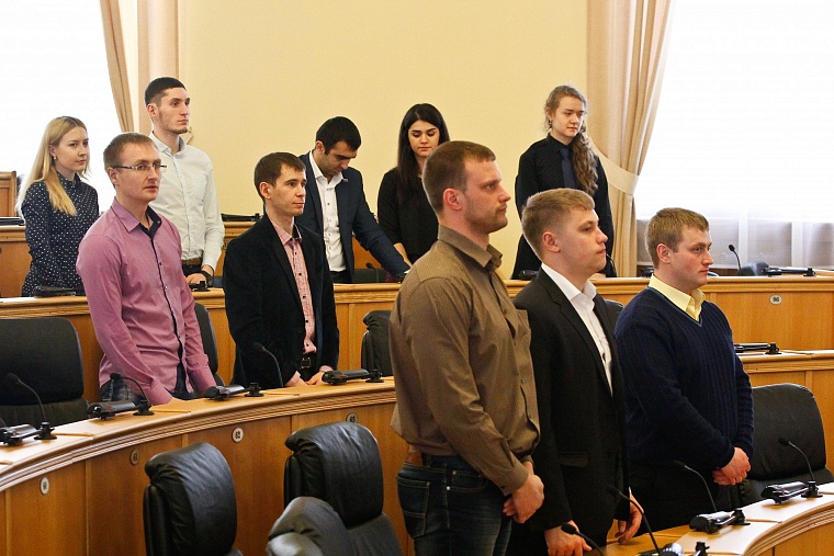 Молодежная палата при облдуме обновилась более чем наполовину