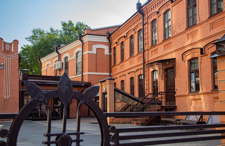 Призраки города Т. Кто бродит по ночам по старым особнякам Тюмени