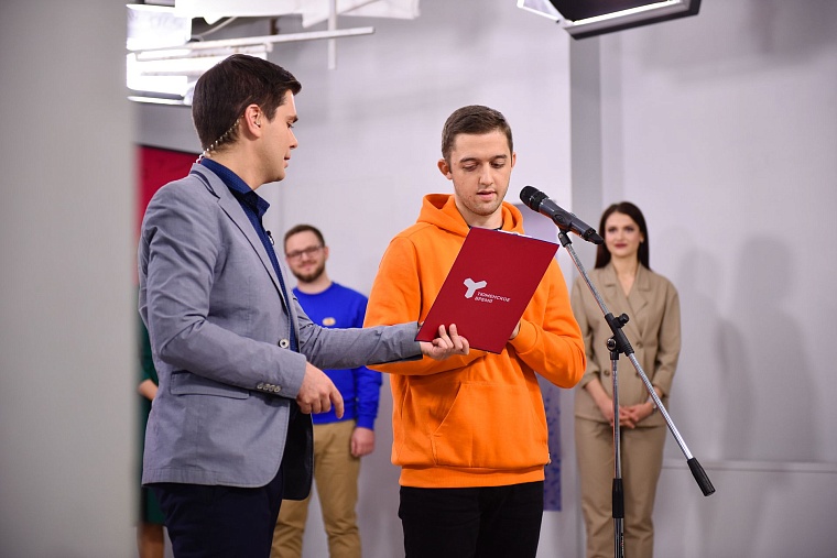 В финал «Битвы за эфир» прошли сразу два стажера