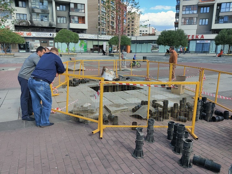 К четвергу обещают починить