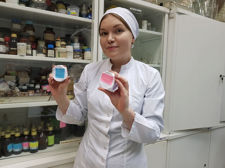Тюменская аспирантка выиграла грант на разработку аналога зарубежного фармпрепарата