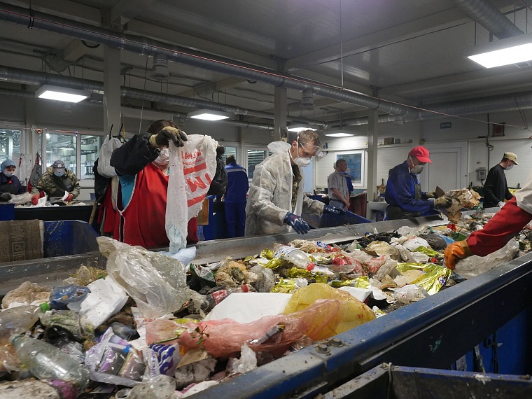 Испытано на себе: почему при сортировке мусора кружится голова