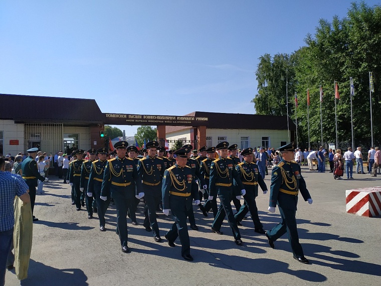 252 выпускника ТВВИКУ получили погоны лейтенантов