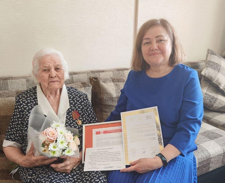 В Тюмени ветеран Великой Отечественной войны Матрена Болгарских отмечает 100-летие