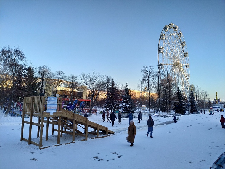 Зимние забавы. Где в Тюмени покататься на горках