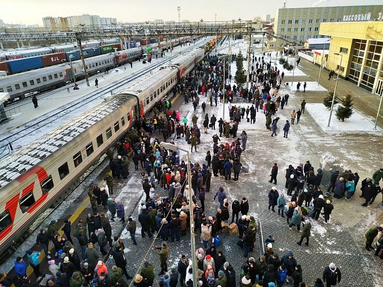 47 минут на проводы: из Тюмени отправили еще один эшелон с мобилизованными