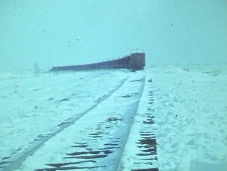 Обличения, вредительство, митинги и протесты — как боролись за экологию в эпоху большой нефти