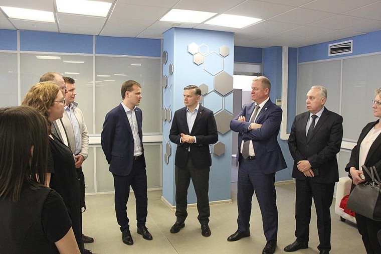 Делегация Смоленской области познакомилась с тюменским опытом цифровой трансформации здравоохранения