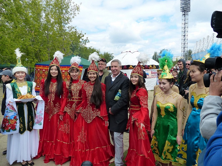 Народы сближают кухня и культура