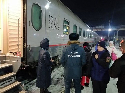 Ночью в Тюмень из Херсонской области приехала семья из четырех человек