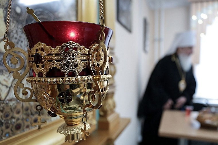 Тюменская «Богадельня» попросила помощи митрополита в ремонте крыши