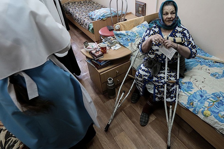 Тюменская «Богадельня» попросила помощи митрополита в ремонте крыши