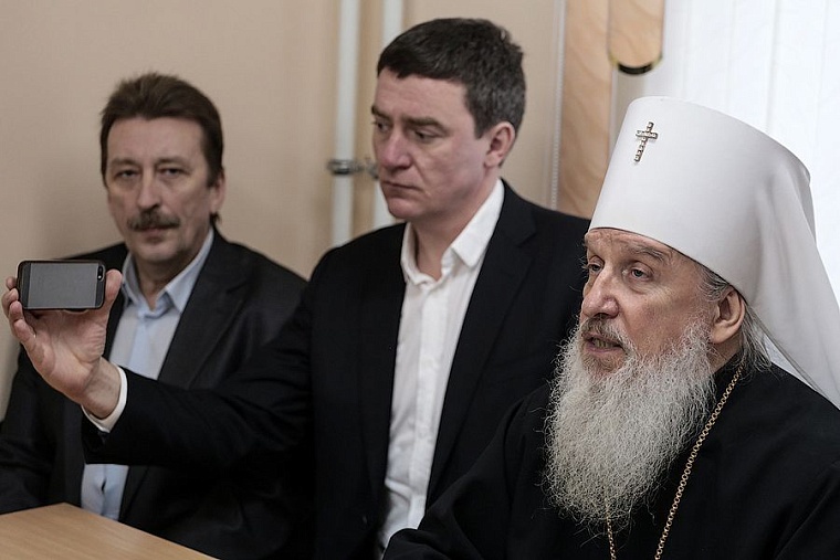 Тюменская «Богадельня» попросила помощи митрополита в ремонте крыши