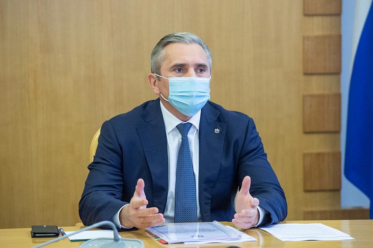 Александр Моор провел совещание по итогам прямой линии с президентом