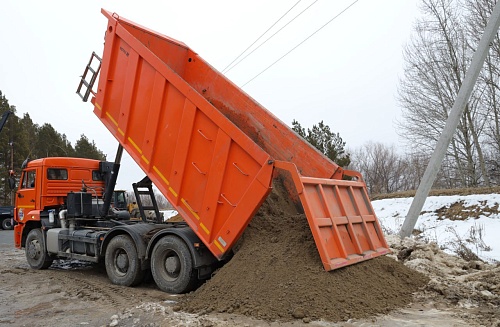 Глава МЧС России Александр Куренков и губернатор Александр Моор выехали в Ялуторовский район