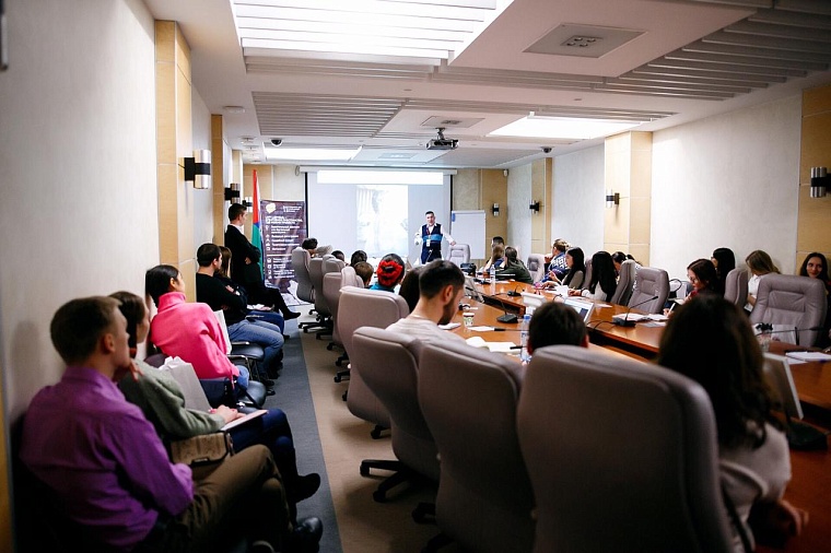 Свадебная выставка:  мужчины стали больше интересоваться вопросами торжества