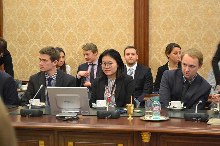 Образование, санкции и нефтегазовый комплекс интересовали иностранных студентов