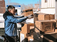 Около 100 тонн гуманитарной помощи отправили жителям ЛНР и ДНР тюменские единороссы