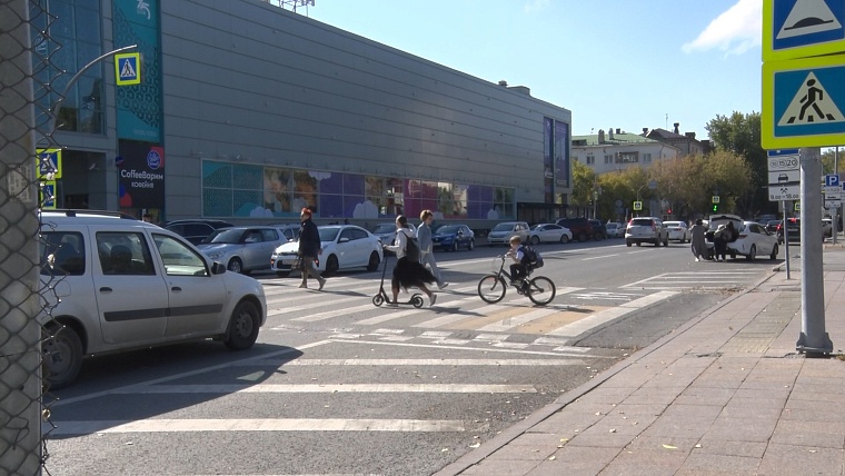 Более 150 тюменских самокатчиков оштрафовали за нарушения правил