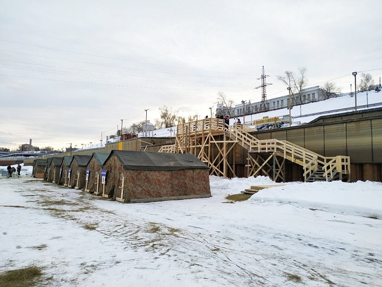 На тюменских купелях в Крещение ожидают около 10 тысяч горожан