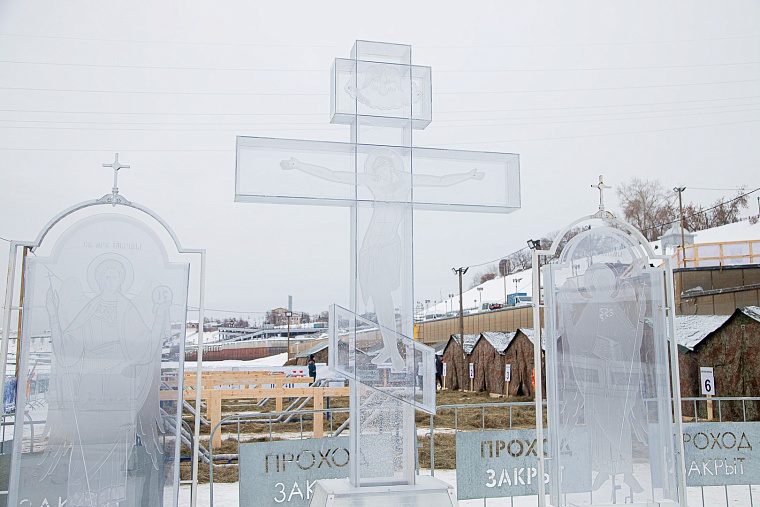 Фоторепортаж. В Тюмени начались крещенские купания