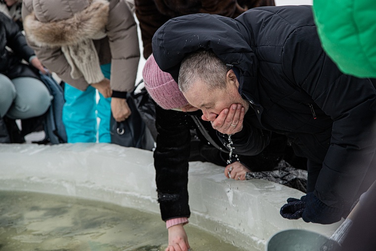 Фоторепортаж. В Тюмени начались крещенские купания