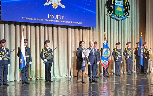 Александр Моор: УФСИН решает социальные задачи