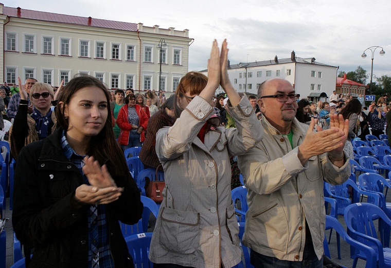 «Лето в Тобольском кремле»: со звездами мировой оперы сыграла погода
