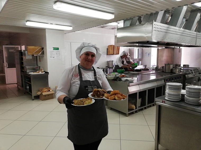 Шеф-повар Елена Лобода. Фото: Вслух.ру