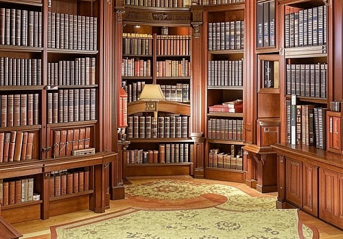 У тоболяков и гостей города есть возможность полистать книжные раритеты