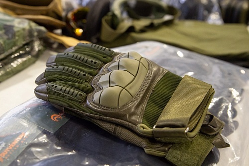 Могут запугивать и шантажировать: неизвестные через Telegram собирают информацию о семьях мобилизованных