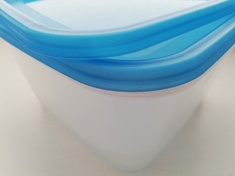 Химик назвал неожиданные последствия нагревания еды в пластиковом контейнере