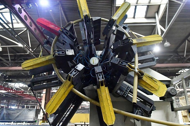 Переехавшим в другой регион сотрудникам оборонных предприятий будут выплачивать компенсации