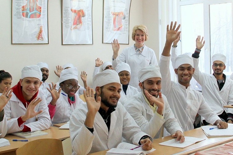 В Тюменском медицинском университете будет обучаться больше студентов из Египта