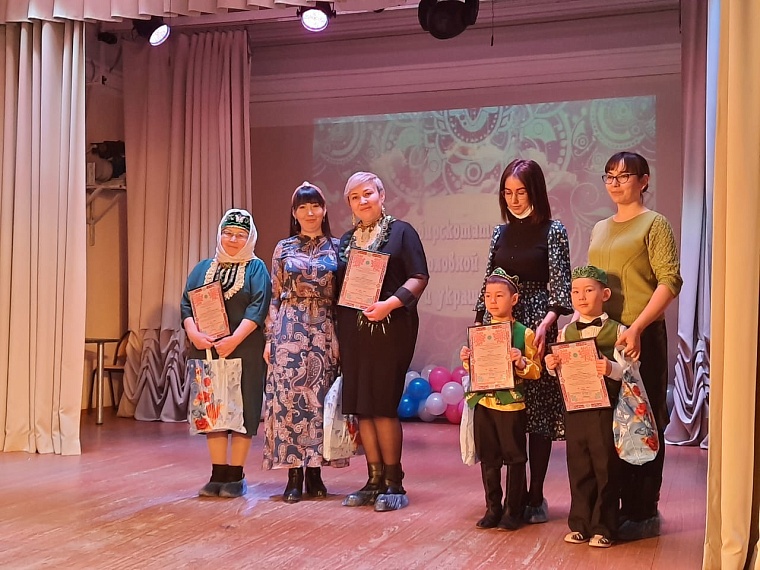 Тюменцы состязались в золотном шитье