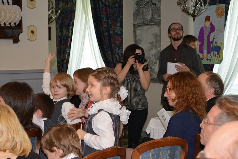 Тюменцы и тоболяки по очереди читали сказку «Конек-Горбунок»