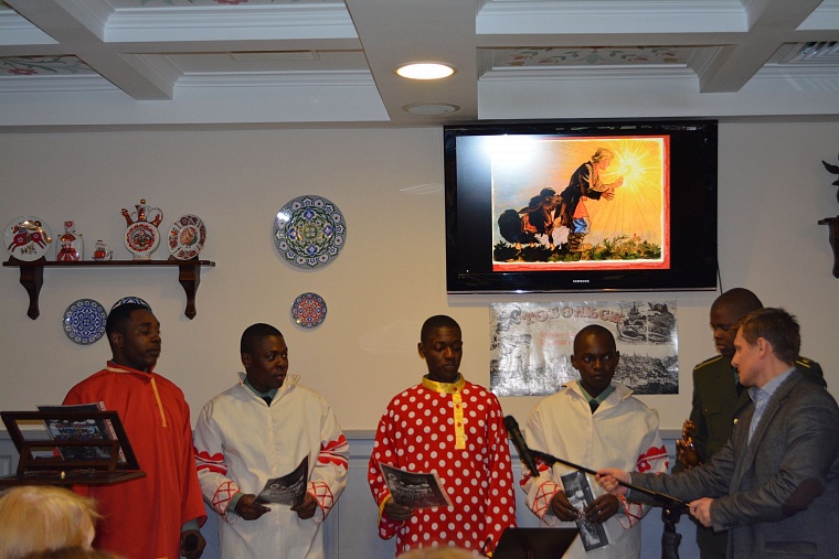 Тюменцы и тоболяки по очереди читали сказку «Конек-Горбунок»