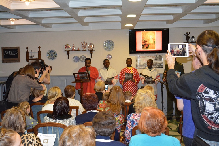 Тюменцы и тоболяки по очереди читали сказку «Конек-Горбунок»