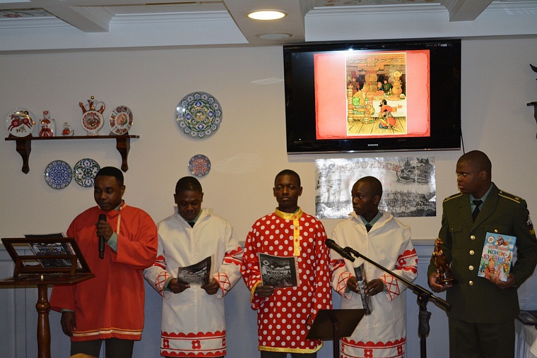 Тюменцы и тоболяки по очереди читали сказку «Конек-Горбунок»