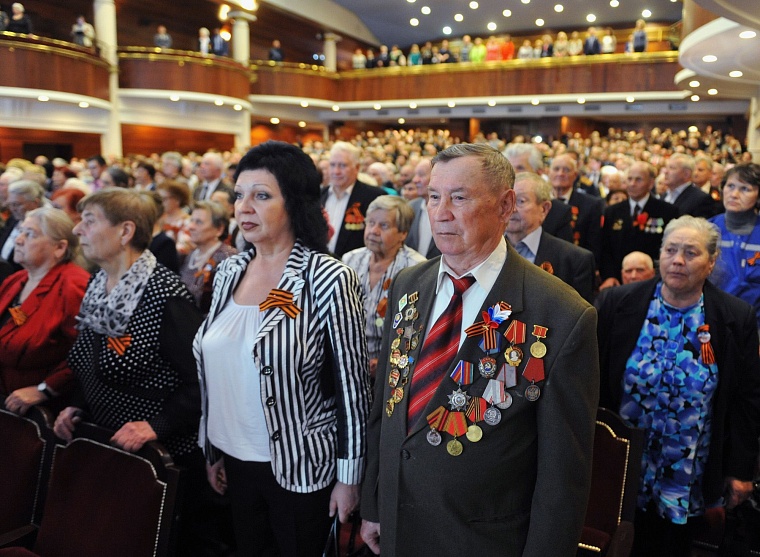 Владимир Якушев: Мы должны сплотиться и защитить нашу Победу
