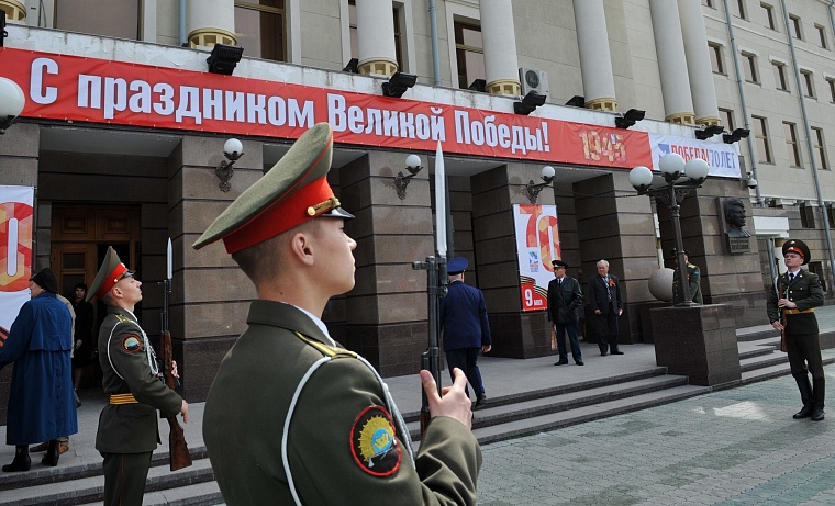 Владимир Якушев: Мы должны сплотиться и защитить нашу Победу