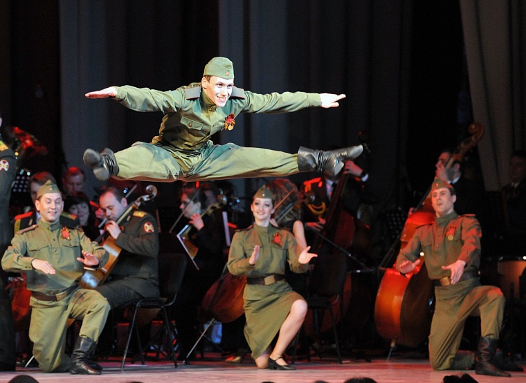 Владимир Якушев: Мы должны сплотиться и защитить нашу Победу